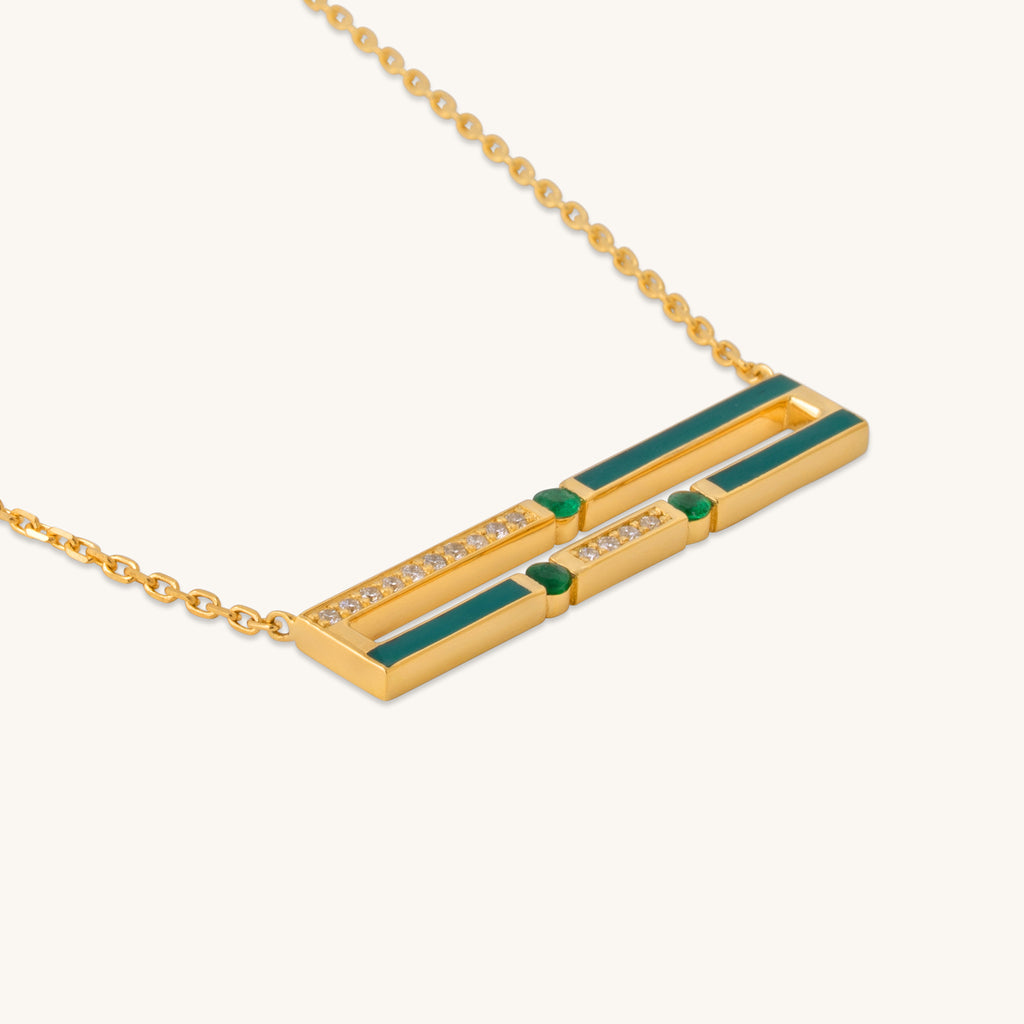 Versa Diamond & Emerald Necklace