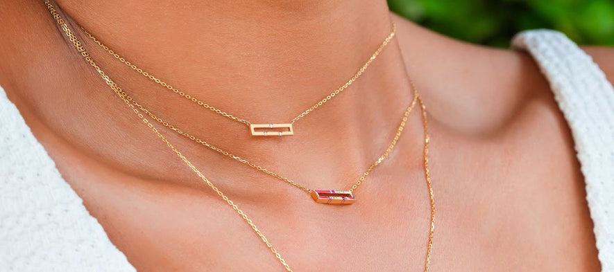 2-in-1 Style: Why Reversible Gold Necklaces are the New Wardrobe Essential