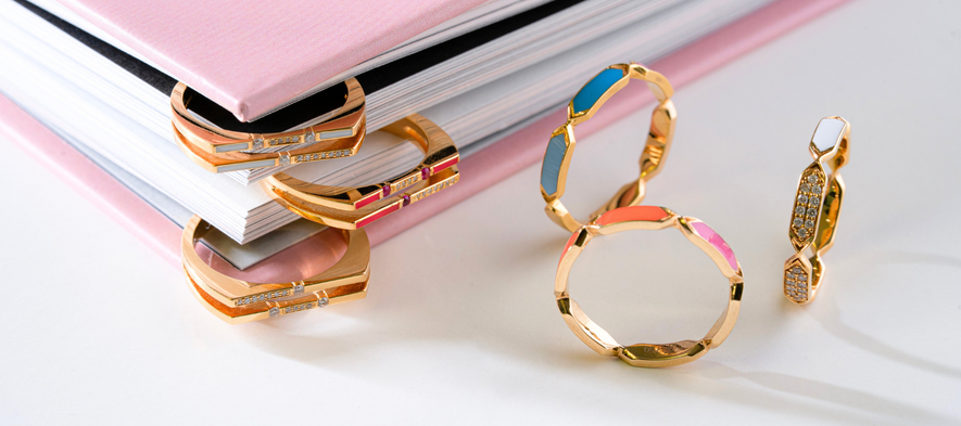 Best 10th Anniversary Gifts: Diamond Rings That Mark the Decade