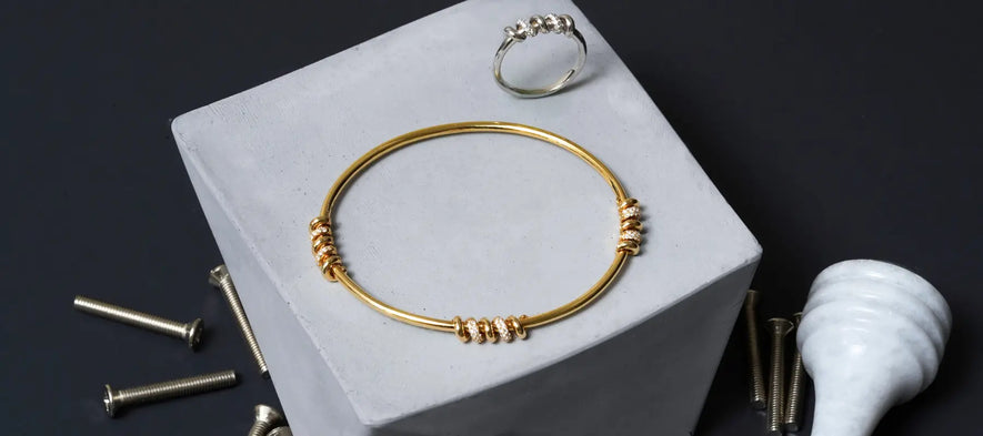 How to Spot Real 18 Karat Gold Before Buying | JOUBIJOUX Fine Jewelry