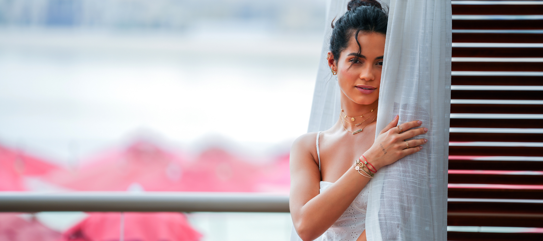 A Gold Ring for Women: The Birthday Gift She'll Choose For Herself