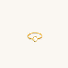 Load image into Gallery viewer, Full view of 18k gold oval mother of pearl ring with rope band