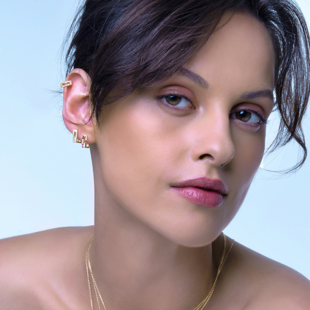 DIAMOND STUD EARRINGS