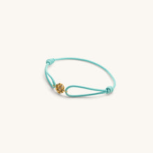 Load image into Gallery viewer, Kaleido Slopes Diamond Thread Bracelet