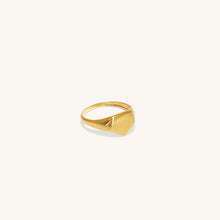 Load image into Gallery viewer, Angled view of Joubijoux 18K gold ring highlighting angular faceted craftsmanship