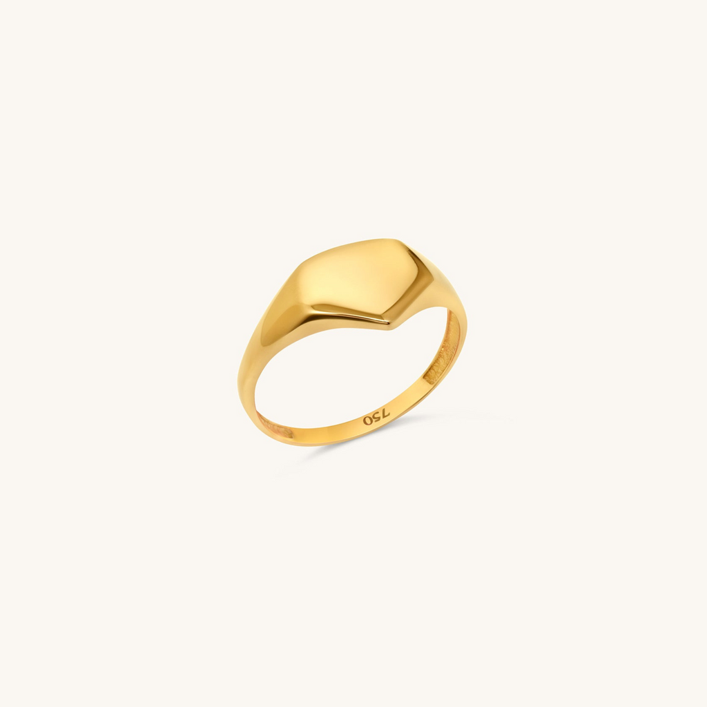 Inside view of Joubijoux 18K gold ring showing engraved 750 hallmark