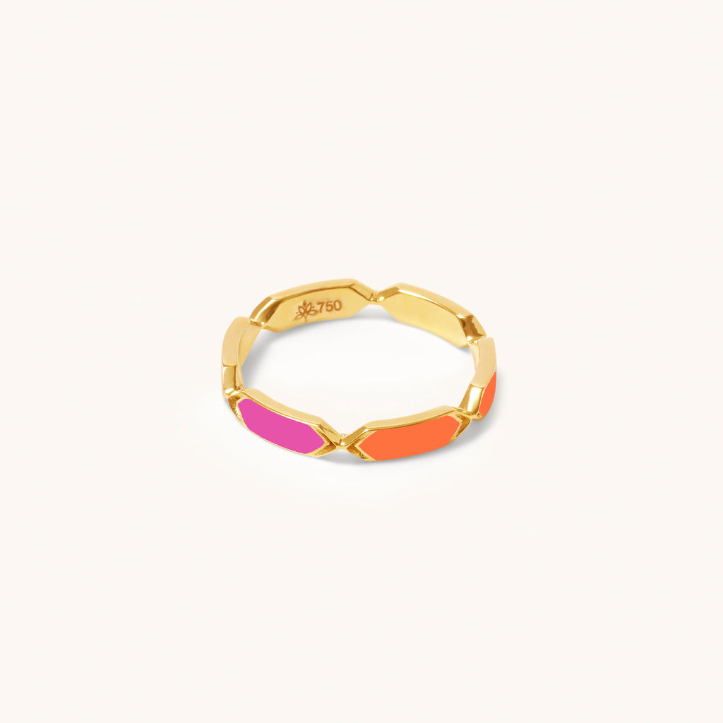 Inside view of Joubijoux Facets Fusion 18K gold ring showing inner band with 750 hallmark