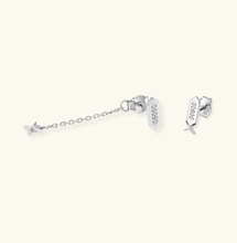 Load image into Gallery viewer, Facets X Diamond Line Studs Ensemble
