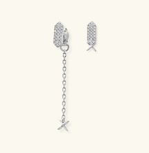 Load image into Gallery viewer, Facets X Full Diamond Studs Ensemble