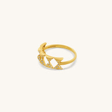 Load image into Gallery viewer, Hourglass Intersection Diamond Ring