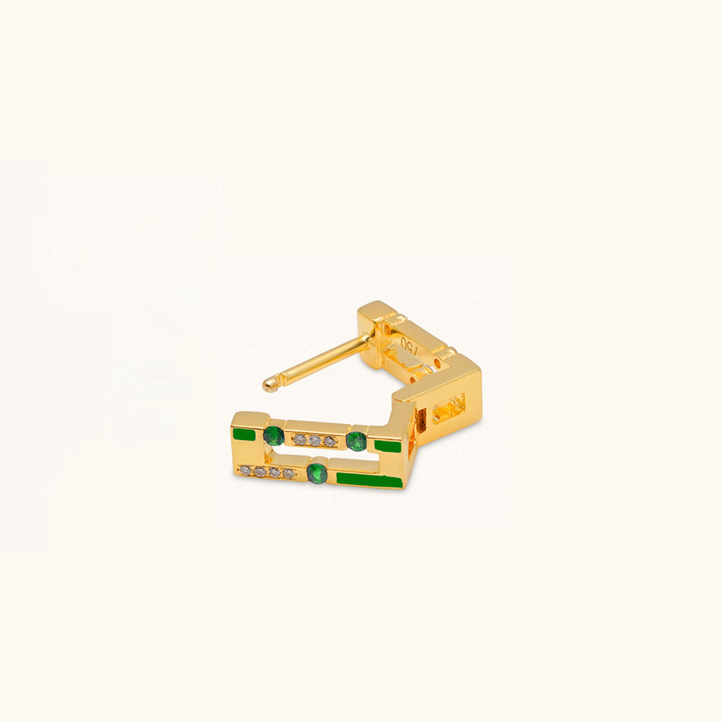 Clasp and hinge detail of Versa Diamond & Yellow Sapphire gold hoop earrings in 18K yellow gold